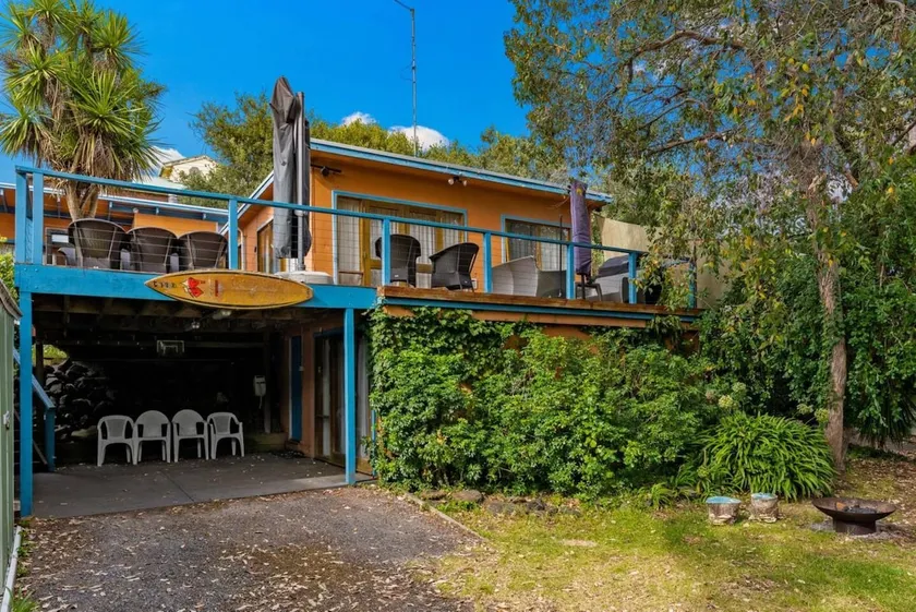 The Lohr Shack - 150m from the beach! - Image 1