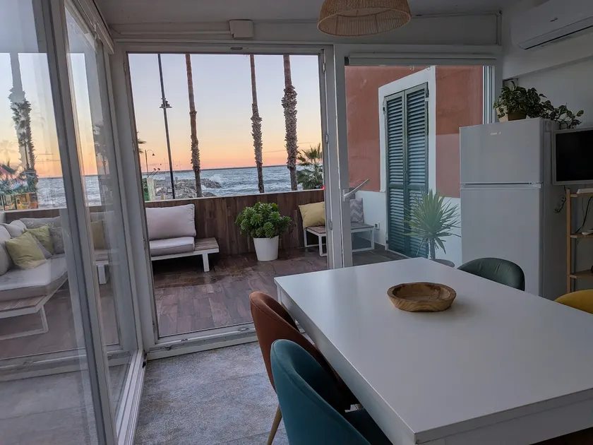 The terrace overlooking the sea - Image 1