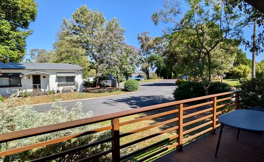 Lakeview Cabin at Lake Hume - Image 1