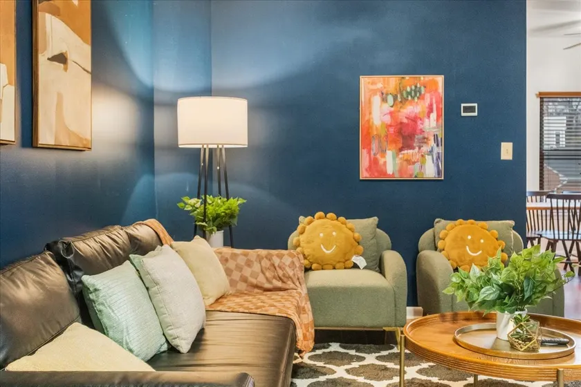 Spacious 4BR Townhouse | Sleeps 10 Near DC&Metro - Image 1