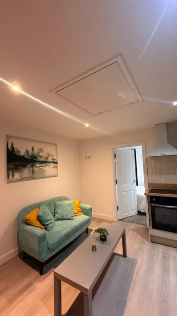 1 Bedroom Fully Furnished Apartment - Image 1