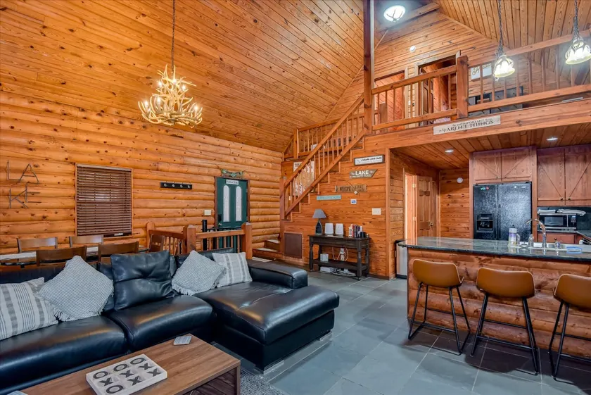 Cozy Lakefront Cabin on Buckhead Drive! - Image 1