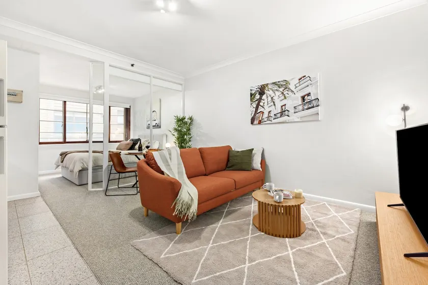 The Springfield Escape Potts Point - Image 1