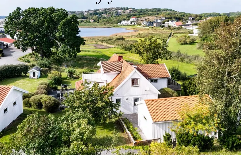 Guesthouse with the sea as your neighbor in Torslanda - Image 1
