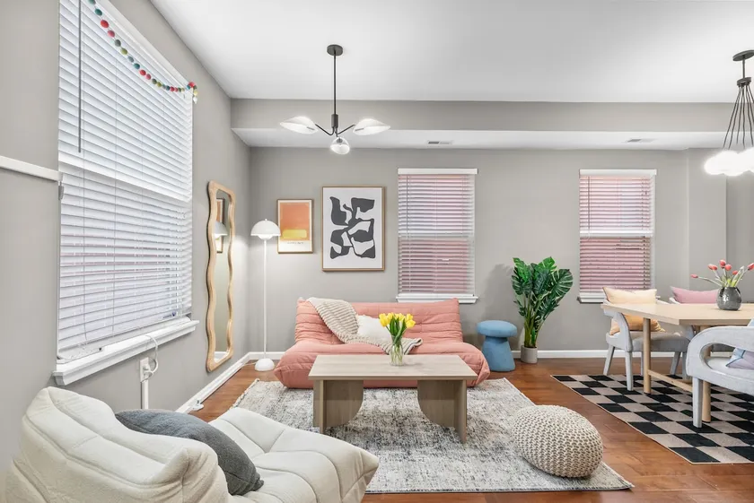 Sunlit Olive Haus | 3BR Duplex Near CWE - Image 1