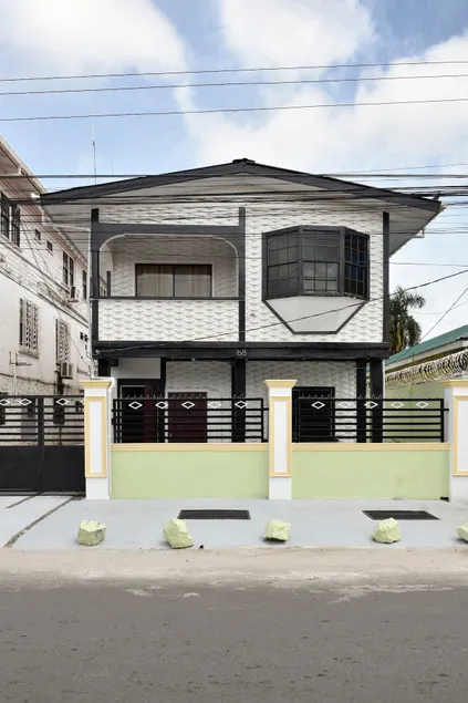 Duncan Street Guesthouse - Image 1