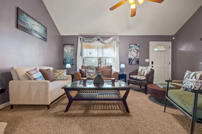 3BR 2BA Home Near Piedmont Hospital & Amphitheater - Image 1