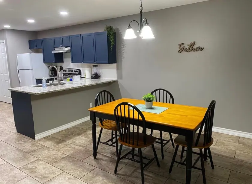 North Laredo 3 Bed 3 Bath - Image 1