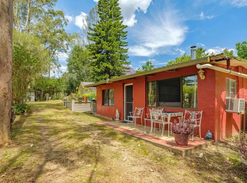 The Cottage - Image 1
