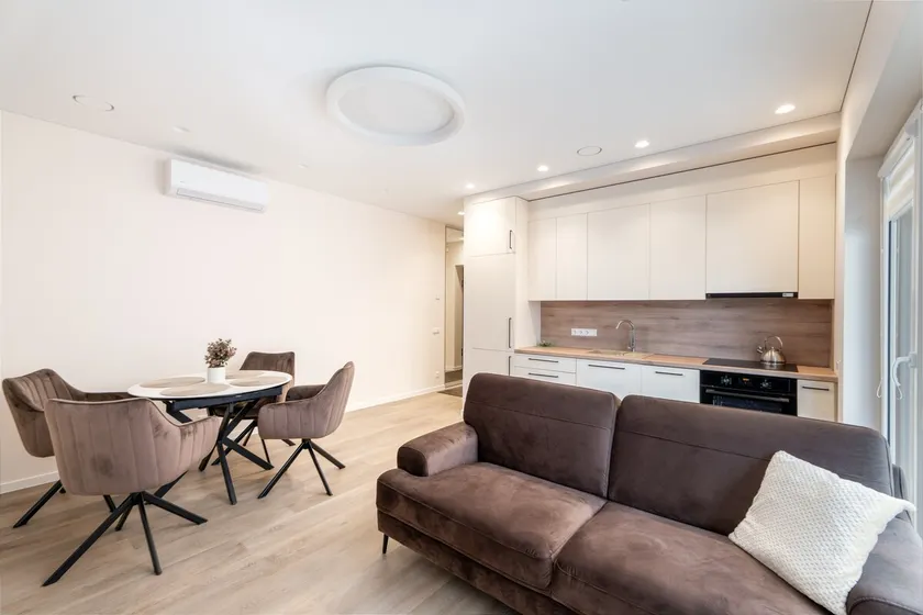 Modern Apartment next to Kaunas Clinics - Image 1