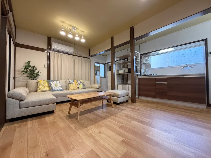 Direct to Shibuya & Shinjuku｜Sleeps 6｜Fast Wi-Fi - Image 1