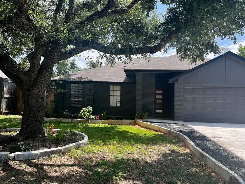 Cactus Cottage - Image 1