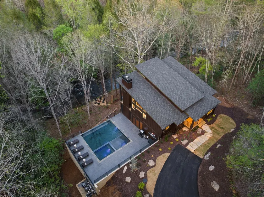 Manor Fightingtown Creek: Pool Firepit Spa Sauna - Image 1