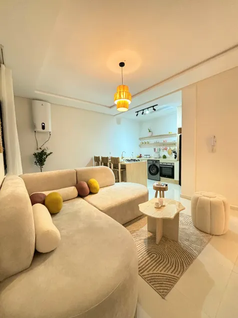 Warm & Stylish Boho Condo - 6 km to Old Medina - Image 1