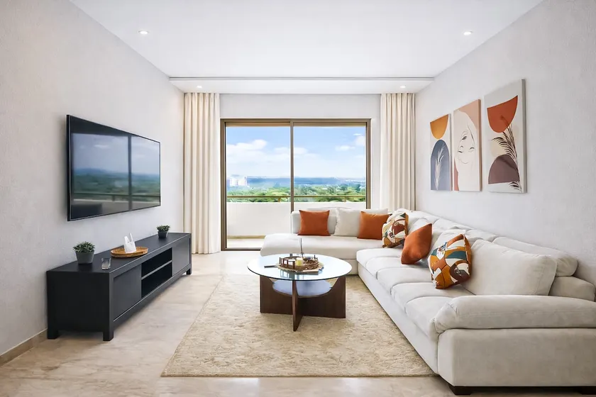 Modern Cozy Apartment in Prime Location - Image 1