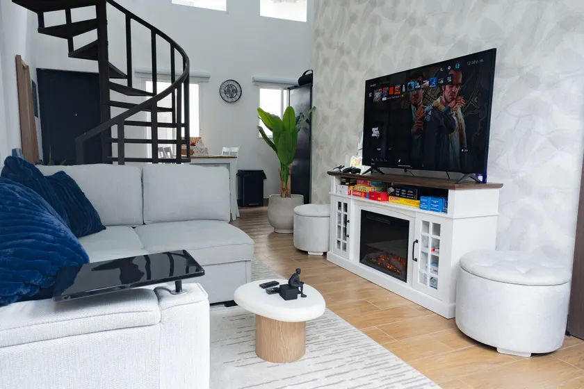 Loft-style apartment with sauna in downtown Boquete. - Image 1