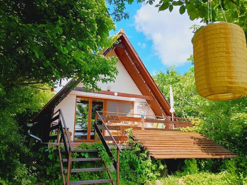 Chestnut, guesthouse in the Danube Bend - Image 1