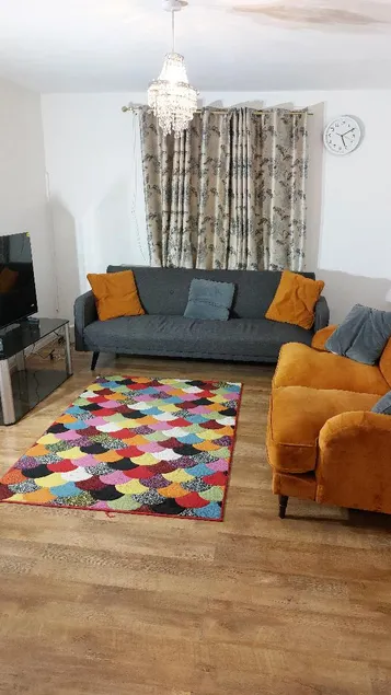 London CityLinks 2 bedroom flat, sleeps 7 - Image 1