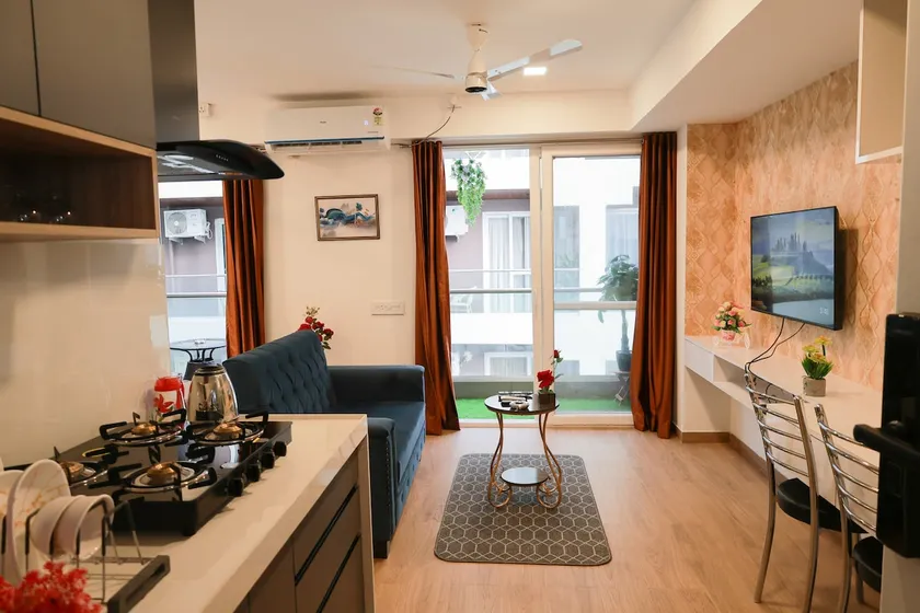 Ultra-Luxury Studio @ Neon, Viman Nagar - Image 1