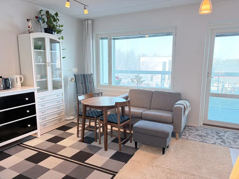 Studio near Airport & train | WiFi + Washer - Image 1