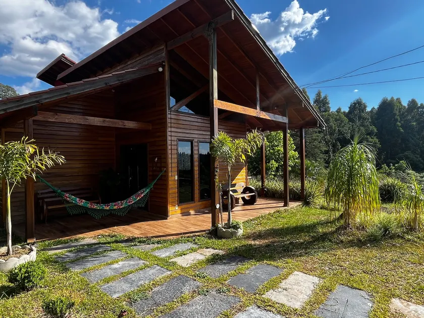 Raízes Cabin: Refuge and Peace in Nature - Image 1
