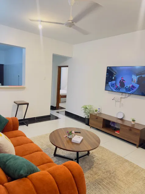 Beachside 2 bedroom apartment in Diani - Image 1