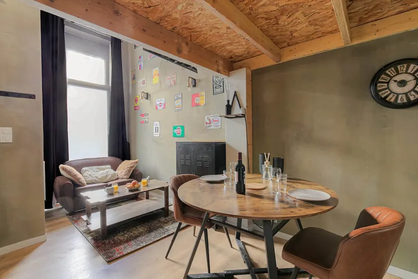 Lyon City - New Industrial Loft w/ Mezzanine - Image 1