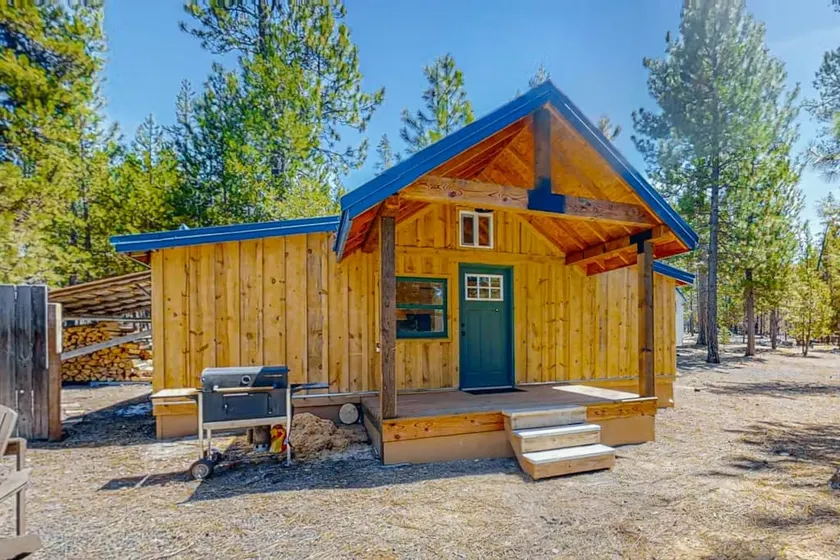 Little Pine Cabin Crescent OR Hideaway - Image 1