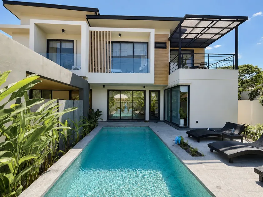 AURA STAY-Luxury Private Pool Villa walk to Kad Farang - Image 1