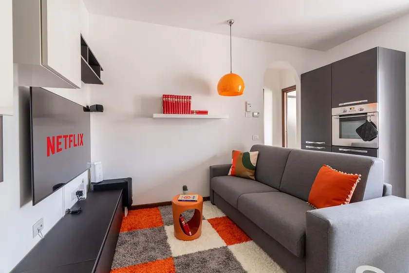 Free Parking - 13min to Bologna - SmartTV - AC - Image 1