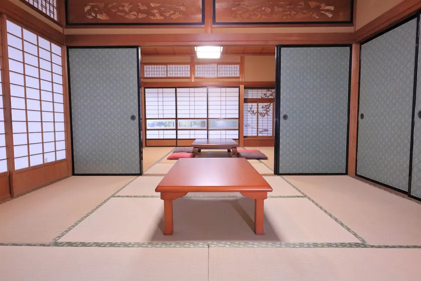 Yadokarisou/200㎡ Single-family house/Max 20 people/Free parking for 5 cars/Yonago Airport 15 minutes - Image 1