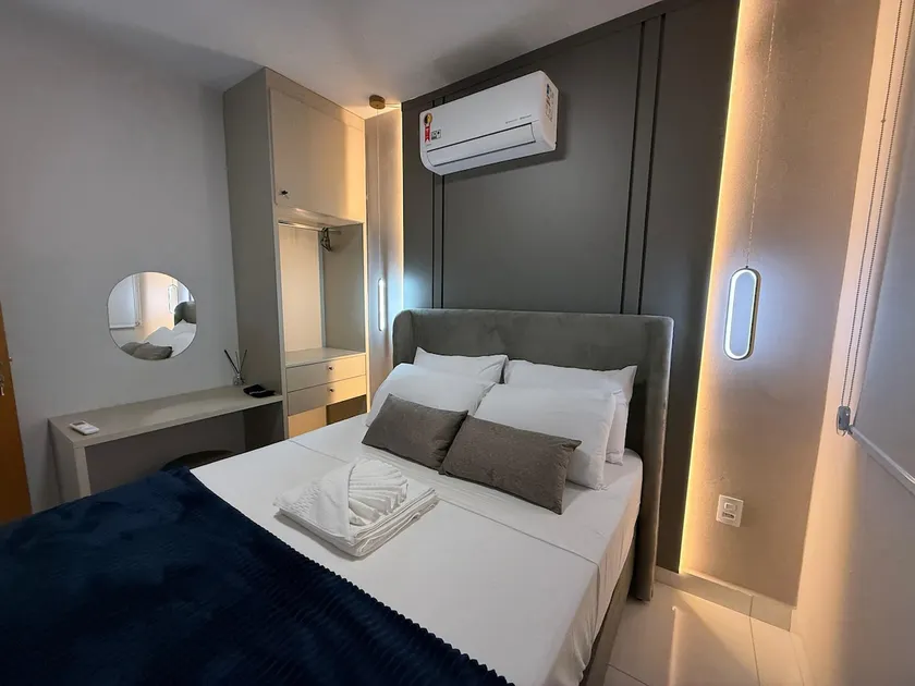 403 | Elegant and Cozy - Image 1