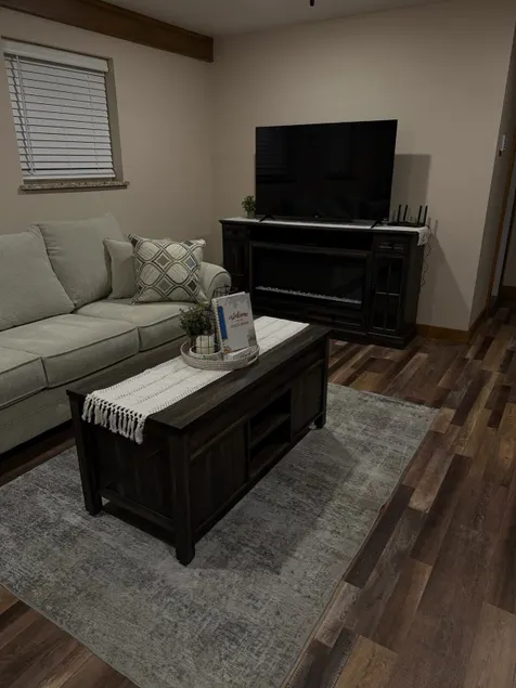 Rustic Luxury | Brand-New Wyatt Earp Cabin - Image 1