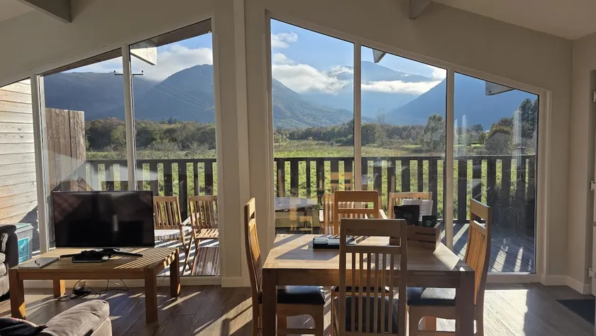 Glencoe View Lodge - Image 1