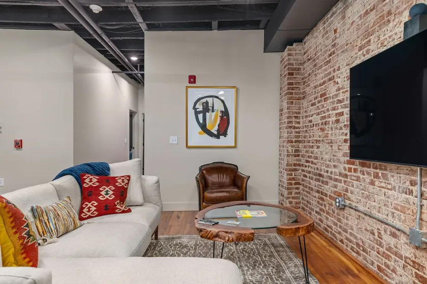 Historic loft -exposed brick & heart pine floors - Image 1