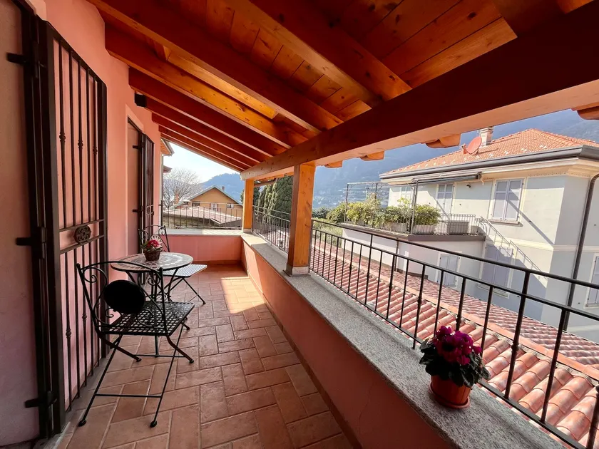 Casa Rosa Torno - Image 1