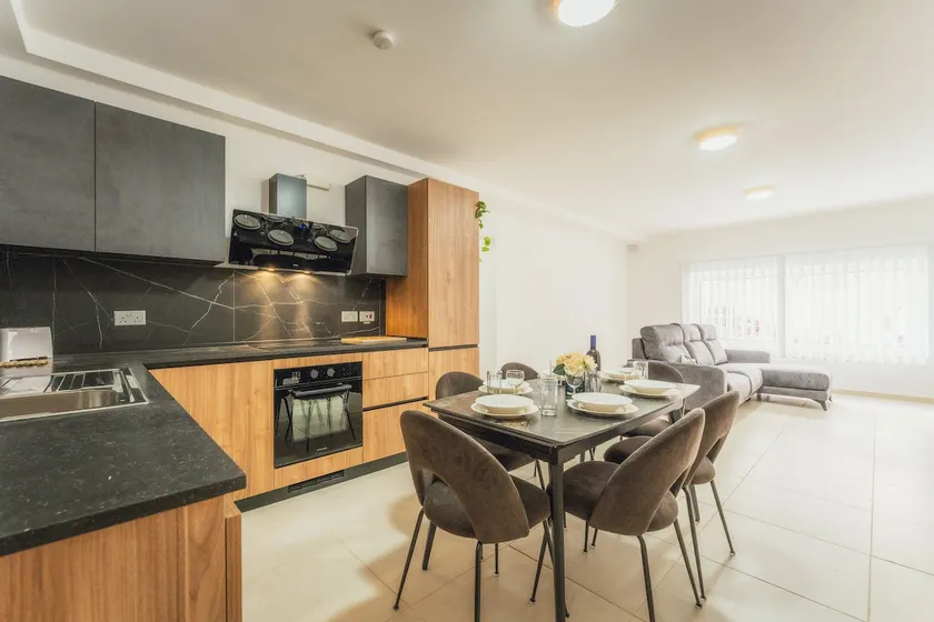New Family-Friendly & Spacious Apartment by SF Homes - Image 1
