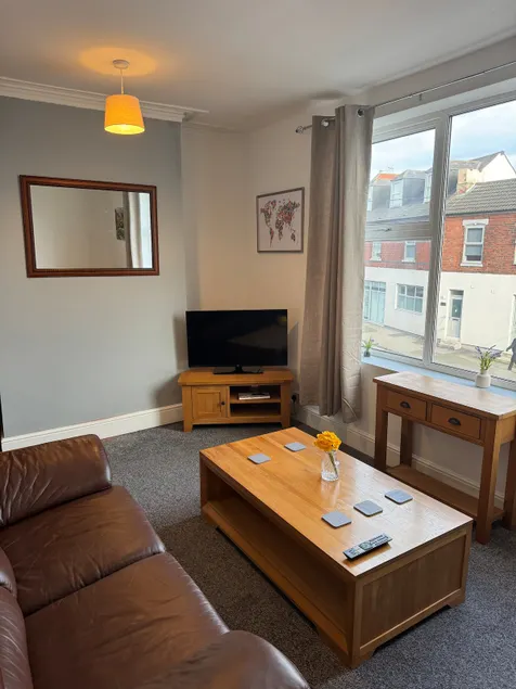Big Sleeps6 Notts City Motorpoint Trent Bridge FF - Image 1