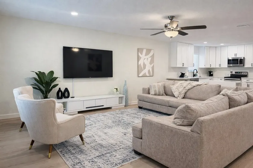 The Haven House in Crosby - 3 Bedrooms - Image 1