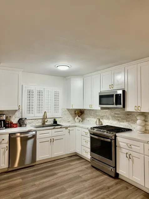 Family-Friendly Getaway With a Pool |4BDR/3BA| - Image 1
