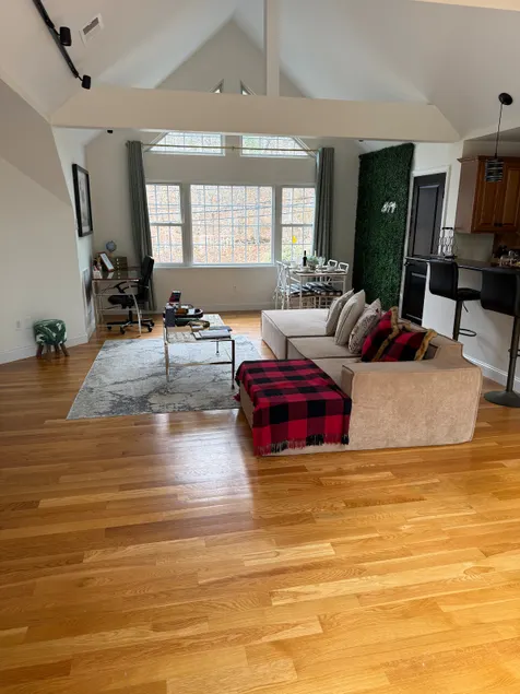 Westwood Airbnb - Image 1