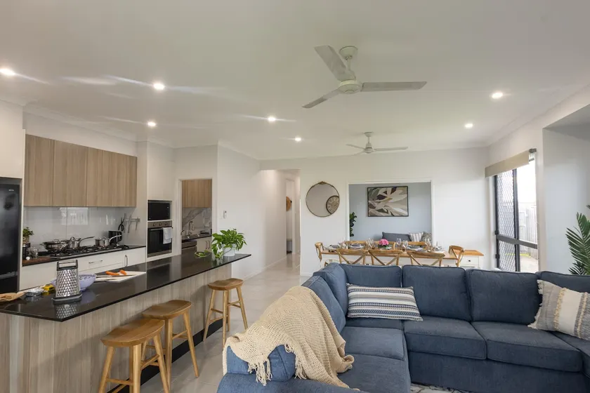 Sleeps 8 | 4BR / 3BA Home | Crews or Families - Image 1
