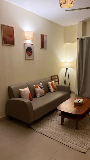 JAS Stay - Luxe Boho 1bhk AC Apartment Blueridge - Image 1