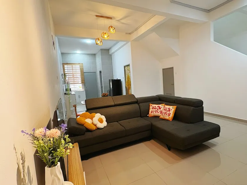 Bentong 215 Homestay｜Up To 10 Pax Family Stay - Image 1