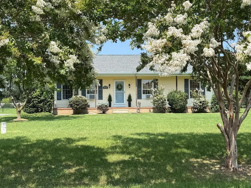 Stunning Home-DE Turf 2 min & Gateway to beaches - Image 1