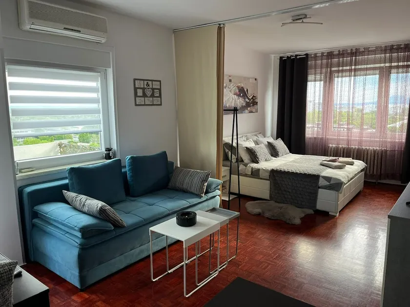 High apartment 1 (Red) - Image 1