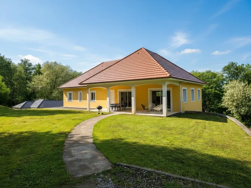 Stay in the heart of the hillsides – near Pau - Image 1