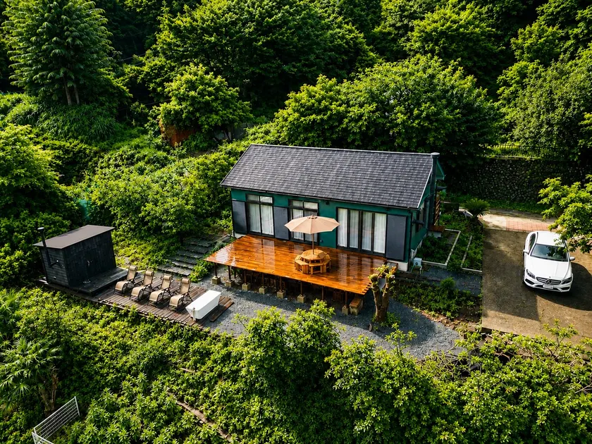 -HighLand- Open-Air Hot Tub and Sauna with Stunning Views | Entire Villa Overlooking the Izu-Oshima and Hakone Ranges - Image 1