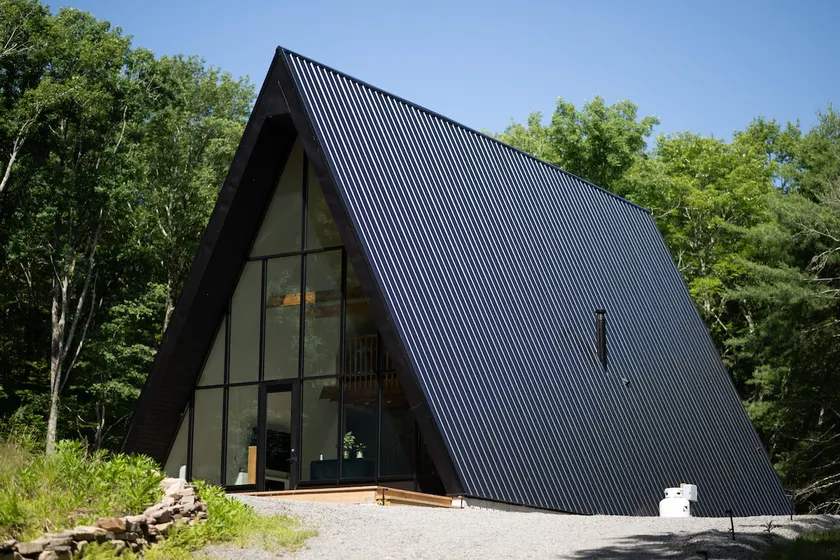 Newly built Large A-Frame with Cedar Sauna - Image 1