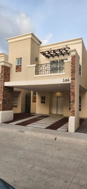 NEW HOUSE south of Pachuca with pool for 13 guests - Image 1